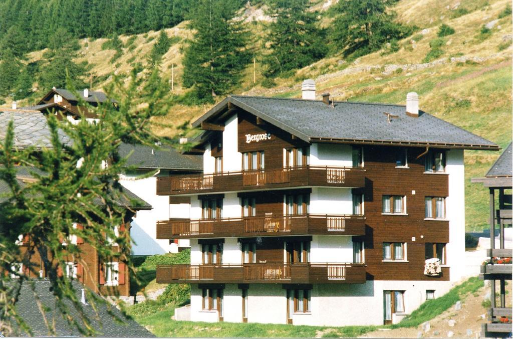 Apartments Bergrose Saas Fee Oda fotoğraf